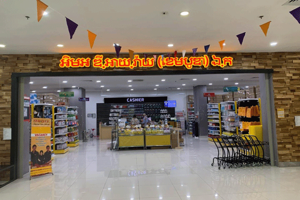 store-front-3d-letters-facia-brandig-by-capital-arts 3D channel letter signage installed by Capital Arts in Phnom Penh