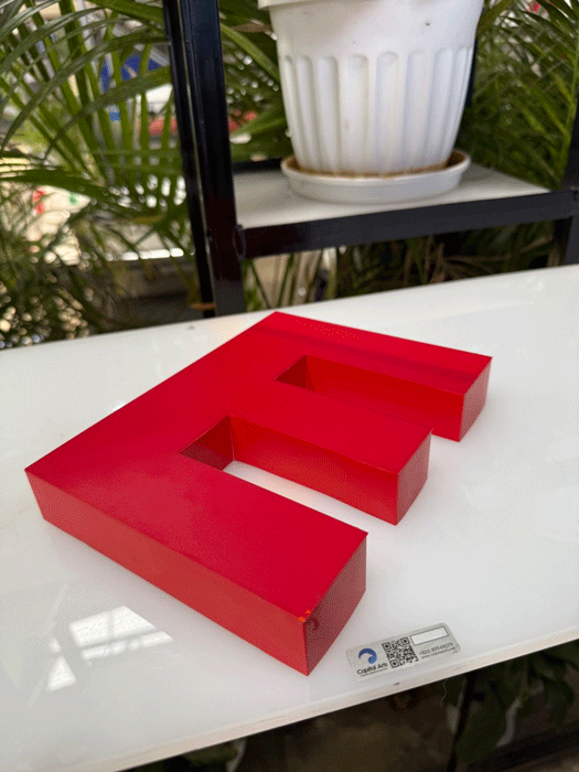 aluminum-letter-e-custom-made-by-capital-arts