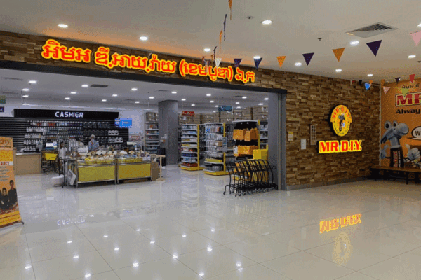 MR diy signage work by Capital Arts